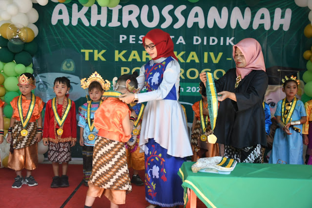Akhirussannah TK Kartika IV-20 Ponorogo Tahun Pelajaran 2022-2023, Ketua Yayasan Berikan Nasihat dan Pesan Kepada Siswa Siswi