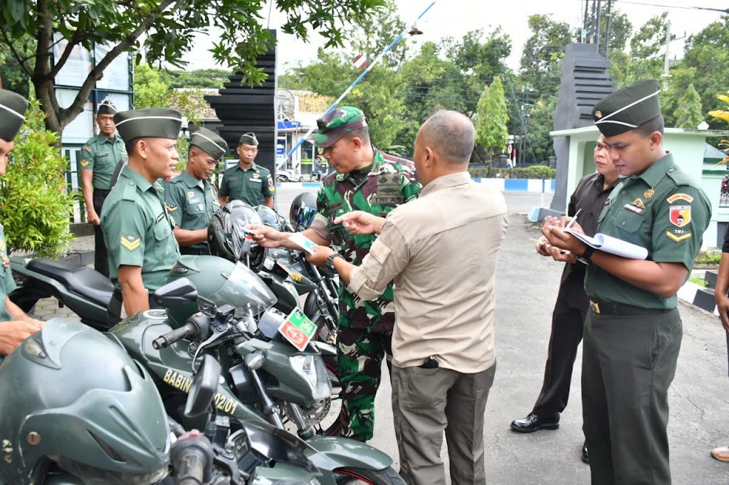 Seluruh Motor Dinas Prajurit Diperiksa oleh Dandim Ponorogo. Ada Apa ?