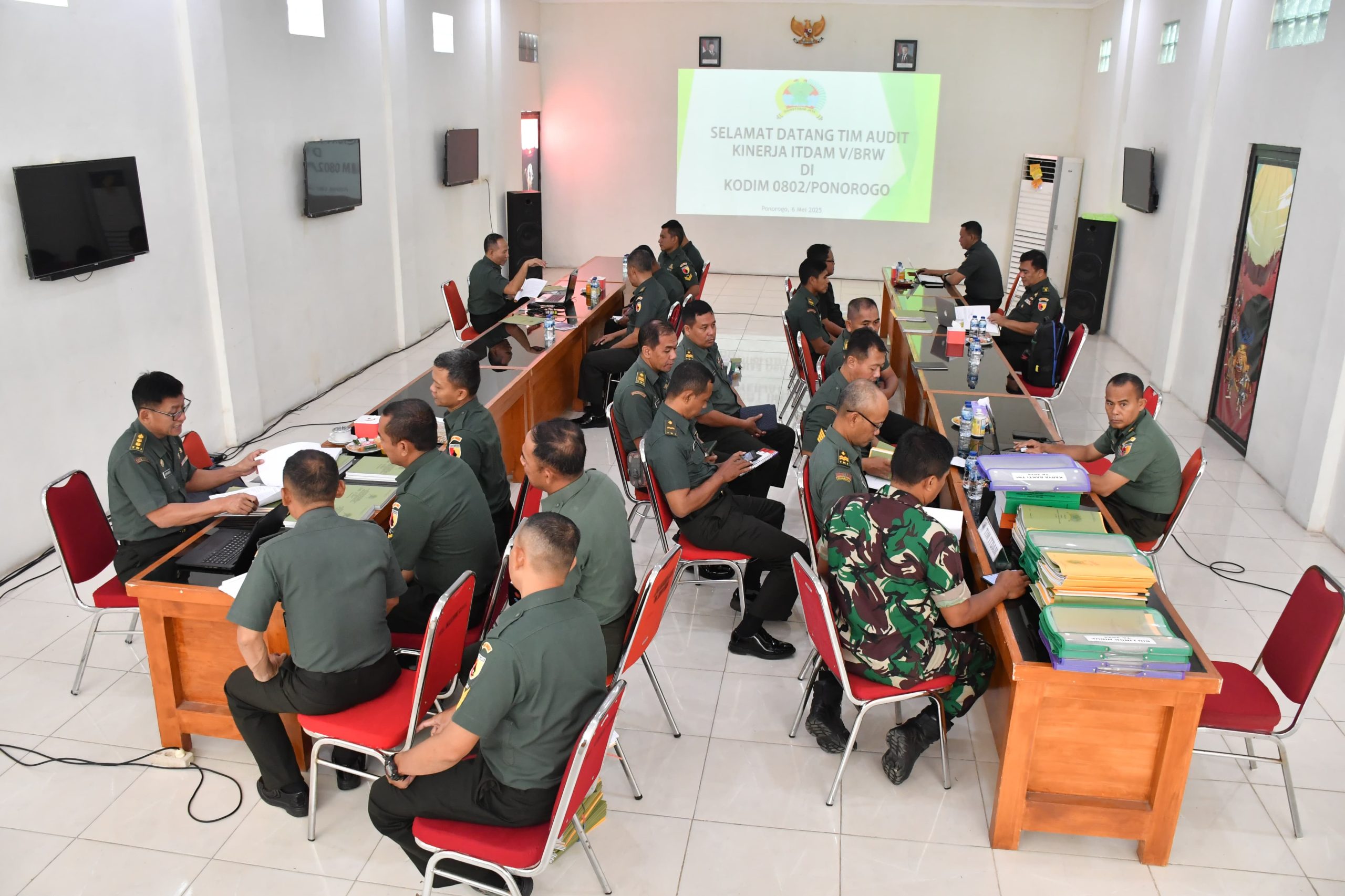 Kodim Ponorogo Terima Tim Wasrik Audit Kinerja TW. II dari Itdam V/Brawijaya