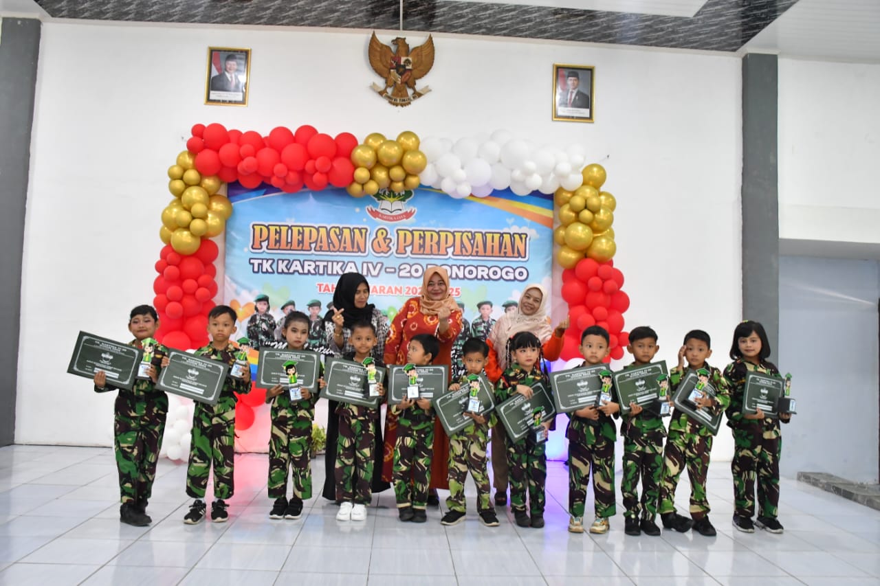TK Kartika IV-20 Ponorogo Gelar Pelepasan Siswa Siswi Tahun Ajaran 2024 – 2025