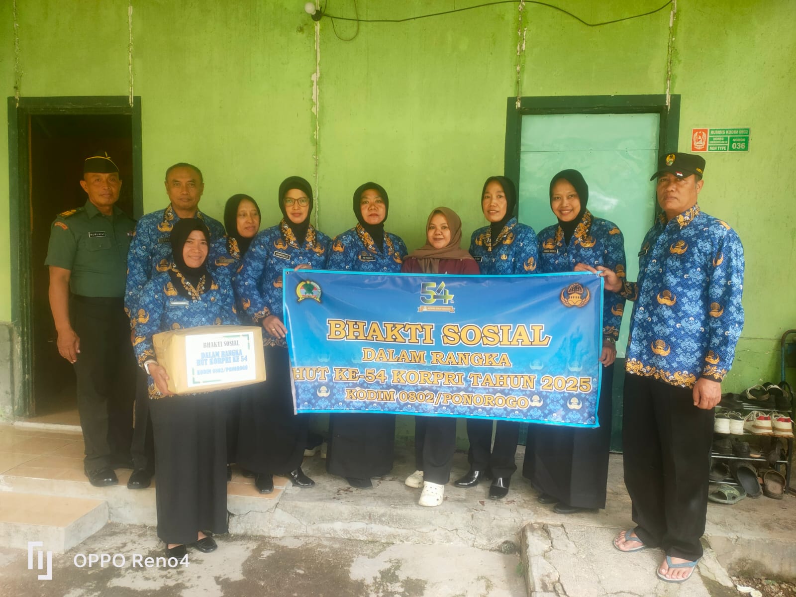 HUT ke 54 KORPRI, PNS Kodim Ponorogo Berikan Bansos Kepada Anak Yatim