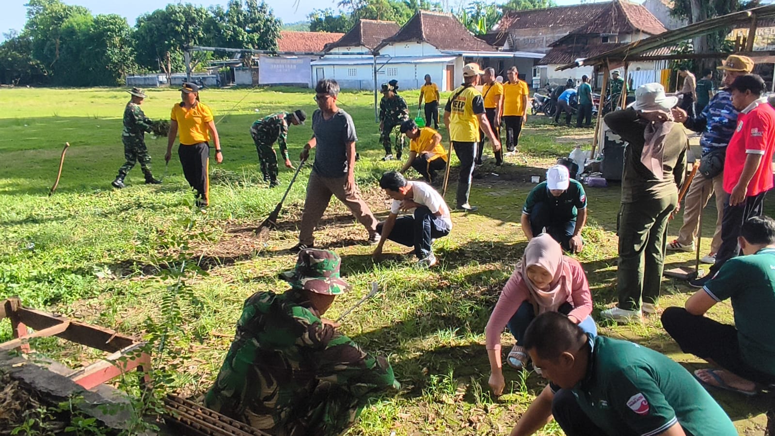 Kodim Ponorogo Gelar Karya Bakti Tersebar, Peringati Hari Juang TNI AD ke 80